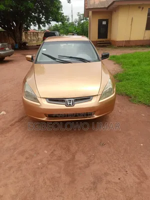 Honda Accord 2005 Gold