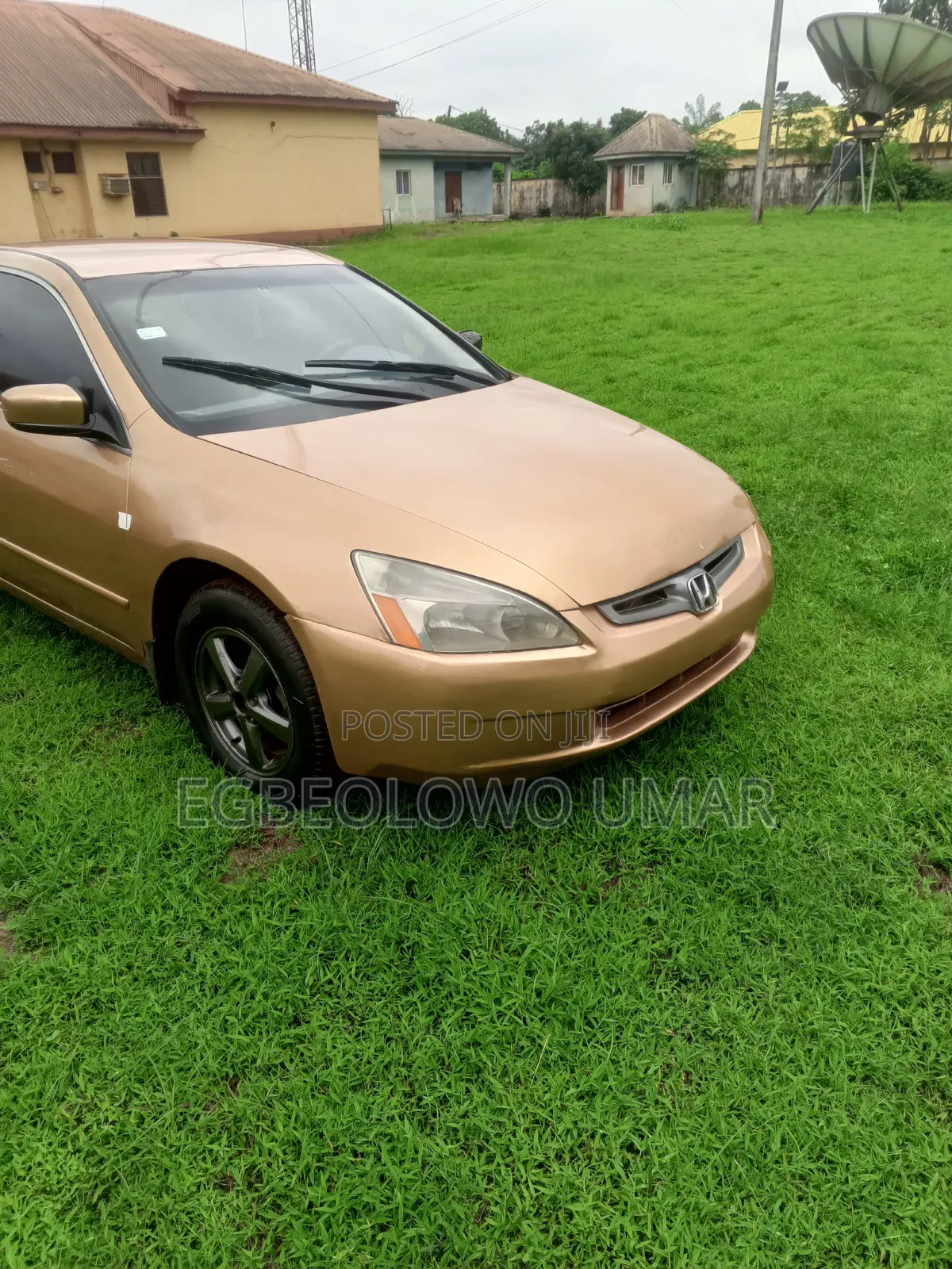 Honda Accord 2005 Gold