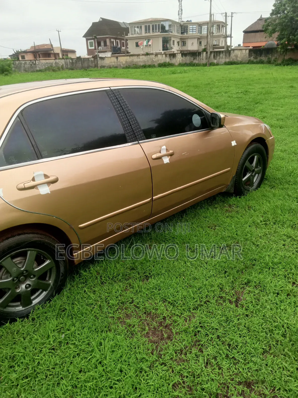 Honda Accord 2005 Gold