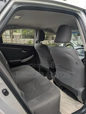 Toyota Prius 2014 Silver