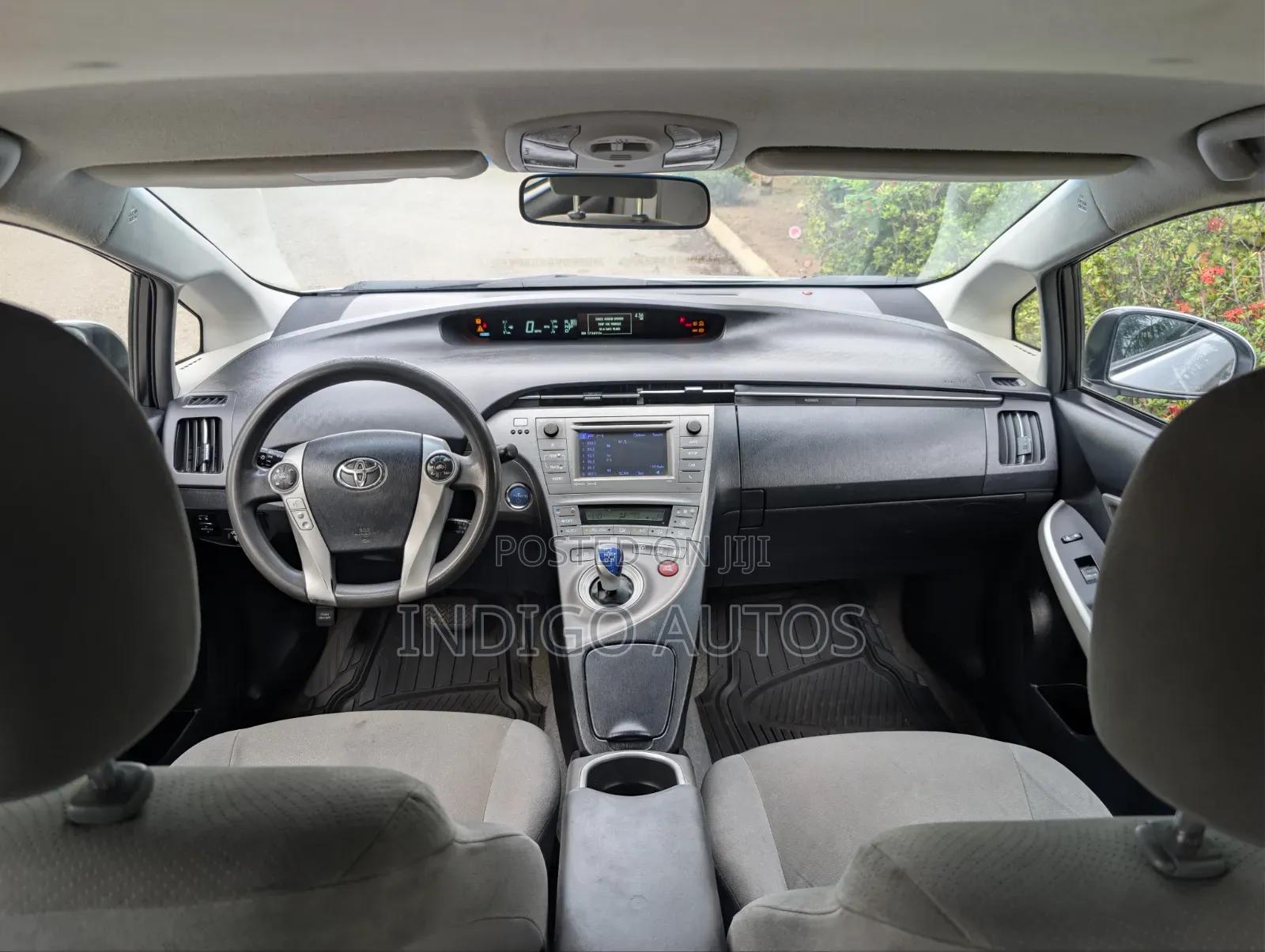 Toyota Prius 2014 Silver