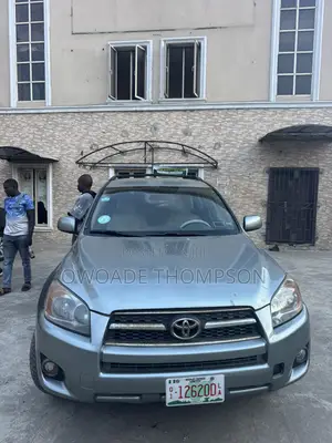 Toyota RAV4 Prime 2023 Green
