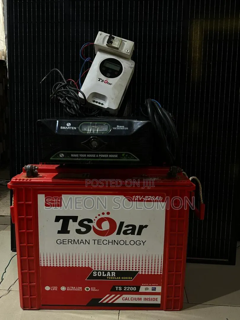 Neatly Used Solar Unit