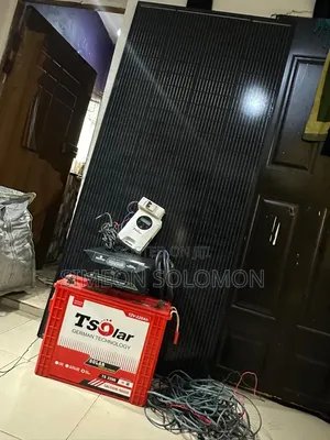 Neatly Used Solar Unit
