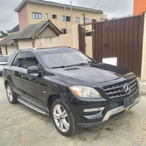 Mercedes-Benz M Class 2012 Black