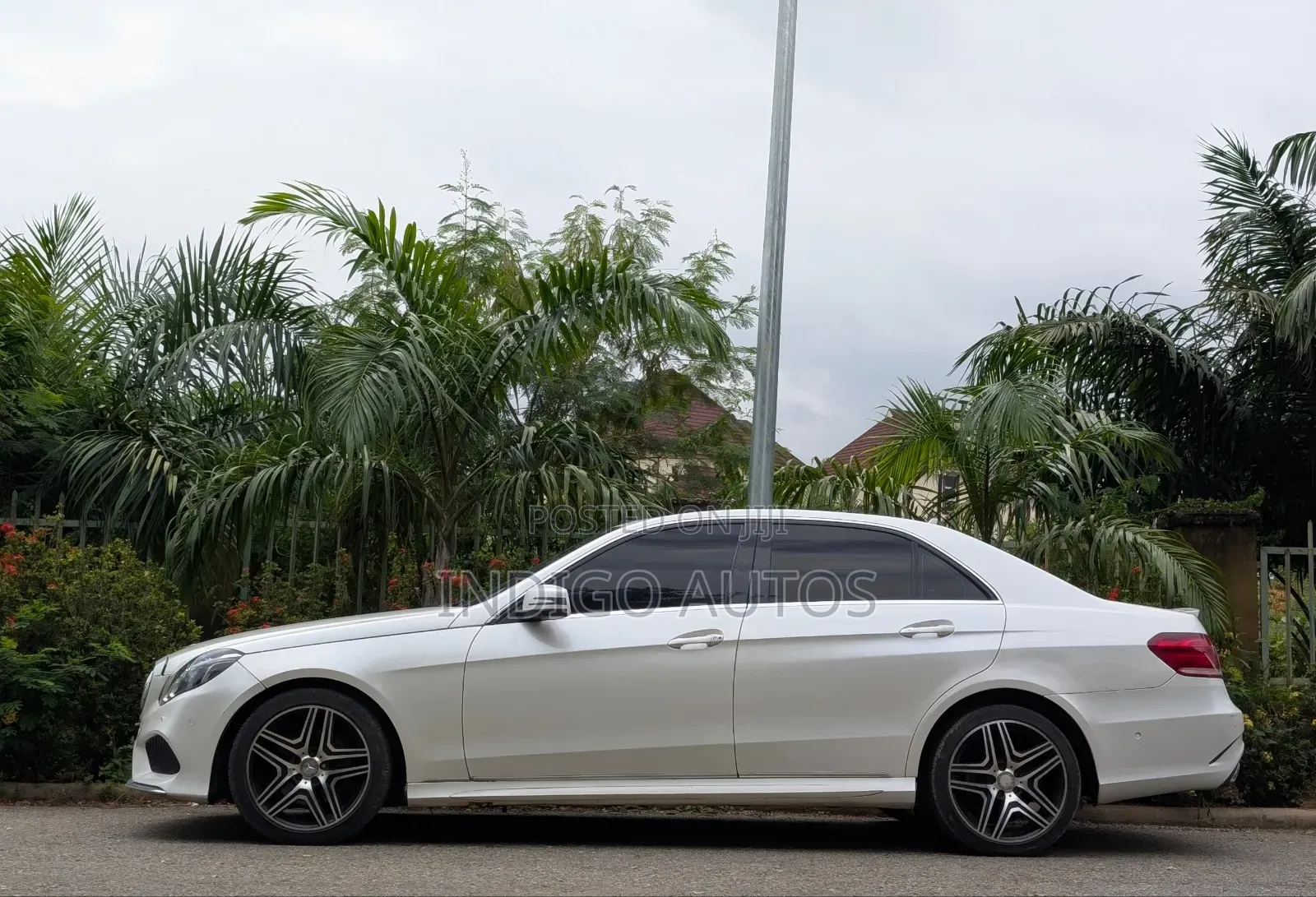 Mercedes-Benz E350 2013 White