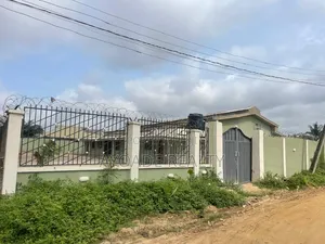 Warehouse With Offices + 2 Boreholes at New Garage Ibadan