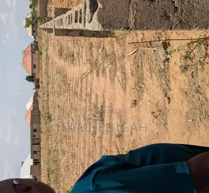 1 Plot of Land for Sale