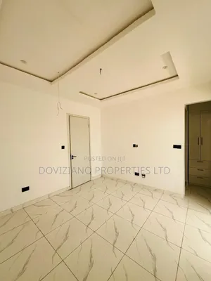 4bdrm Duplex in Ikota for rent