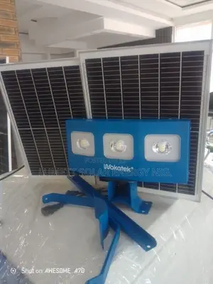 Wakatek 300W Solar Flood Light With Integrated Solar Panel