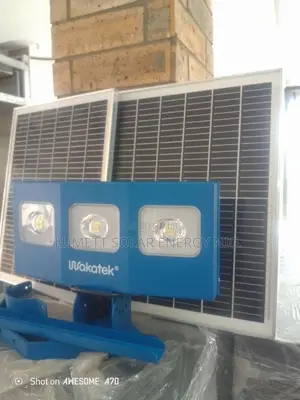Wakatek 300W Solar Flood Light With Integrated Solar Panel
