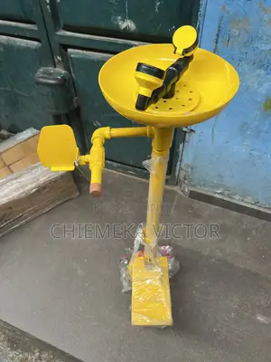 Eye Was Shower Plastic