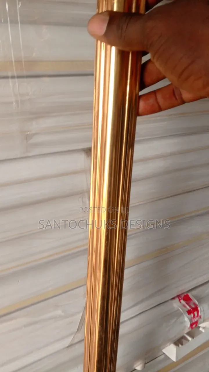 Plastic Pop Cornice