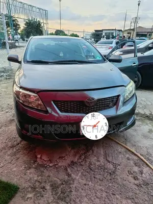 Toyota Corolla 2010 Gray
