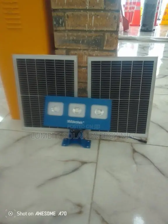 Wakatek 300W All in One Solar Flood Light
