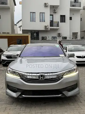 Honda Accord EX 4dr Sedan FWD (2.4L 4cyl 2A) 2016 Silver