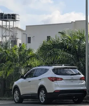 Hyundai Santa Fe 2014 White