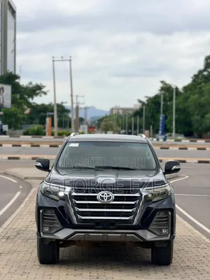 Toyota Land Cruiser Prado 2012 Black