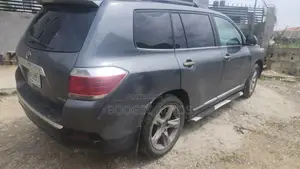 Toyota Highlander 2012 Gray