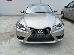 Lexus IS 2015 Silver