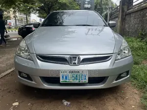 Honda Accord 2007 Silver