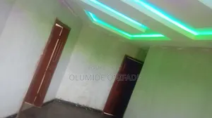 Furnished 1bdrm Block of Flats in Unique Estate, Ipaja / Ipaja for rent
