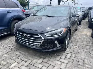 Hyundai Elantra Limited Sedan FWD (2.0L 4cyl 6A) 2017 Black