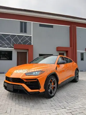 Lamborghini Urus for Hire