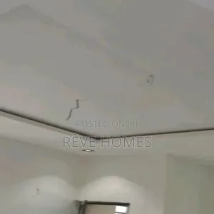 Studio Apartment in Adekunle for rent