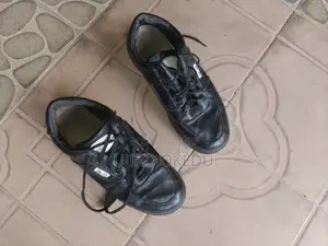 Unisex Sneakers