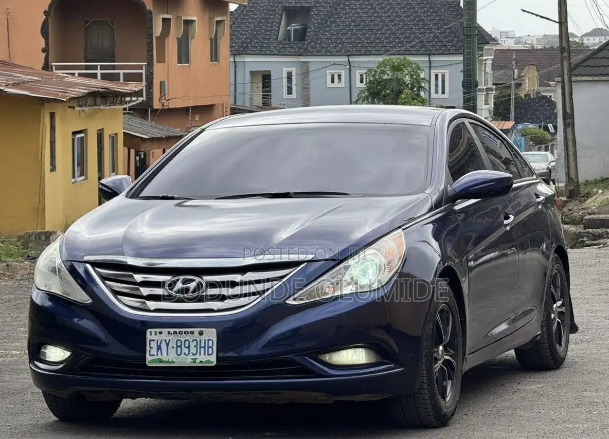 Hyundai Sonata 2012 Blue