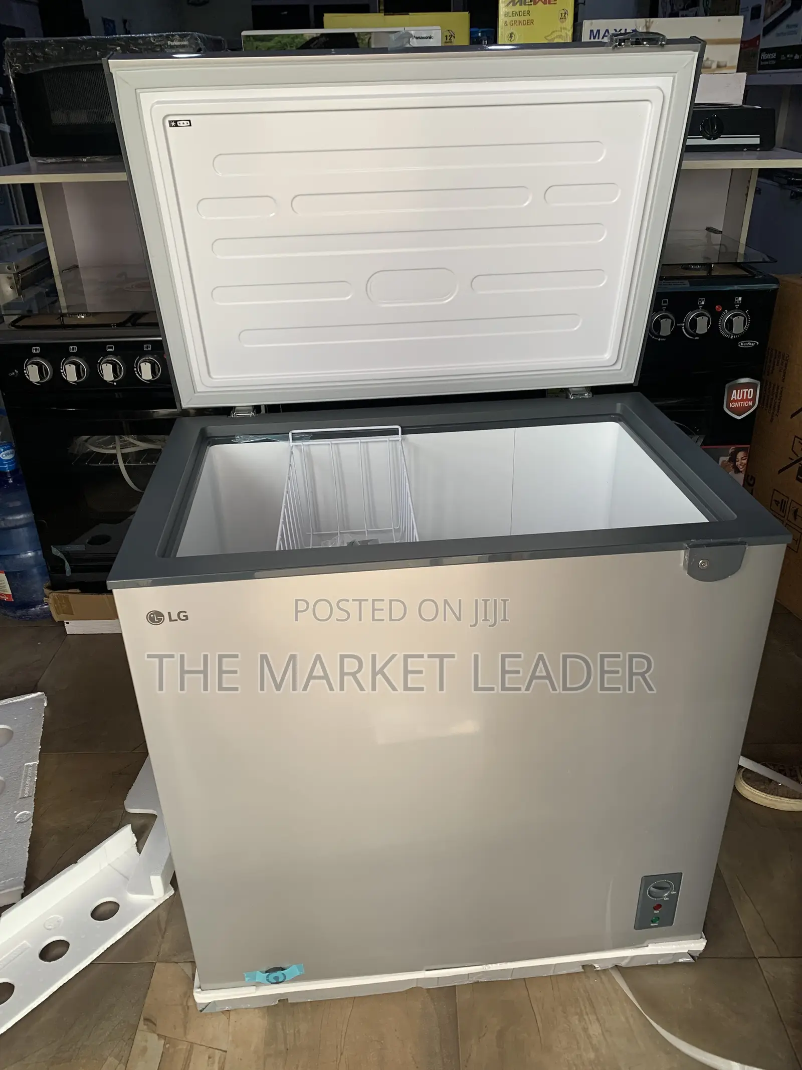 LG Chest Freezer 194l   205BQCF