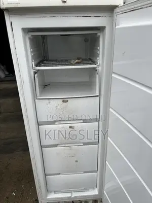 Whirlpool Standing Freezer