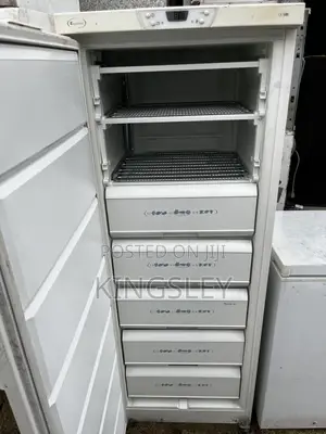 Whirlpool Standing Freezer