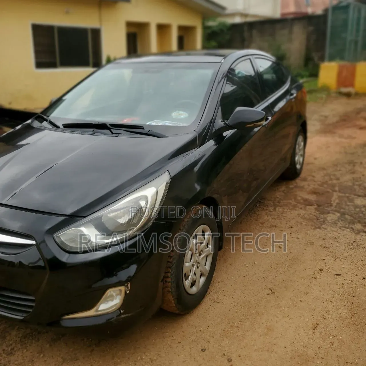 Hyundai Accent GLS 2012 Black