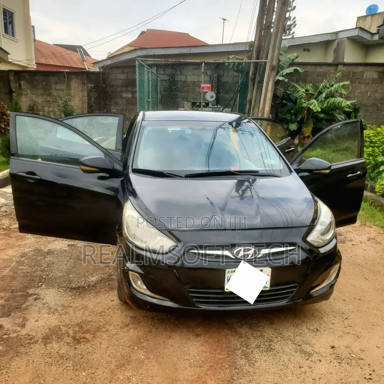 Hyundai Accent GLS 2012 Black