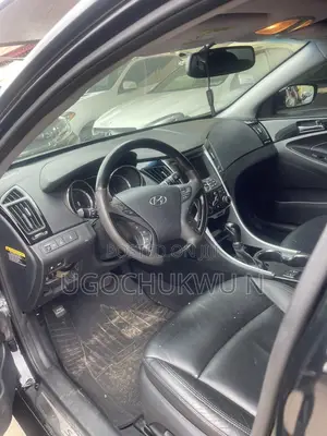 Hyundai Sonata GLS Sedan FWD (2.4L 4cyl 6A) 2011 Black