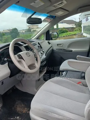 Toyota Sienna XLE 7 Passenger Mobility 2012 Brown