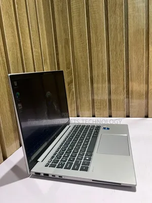 Laptop HP ZBook Firefly 14 G10 32GB Intel Core i7 SSD 1T