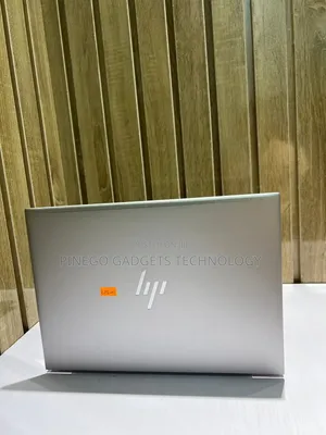 Laptop HP ZBook Firefly 14 G10 32GB Intel Core i7 SSD 1T