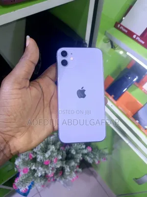 Apple iPhone 11 64 GB Purple