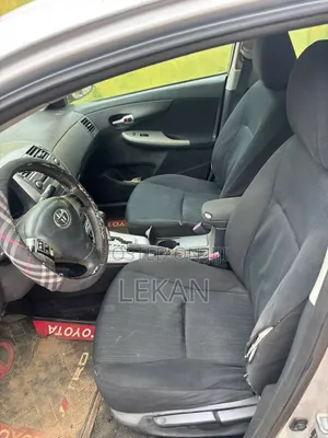 Toyota Corolla 2009 Silver