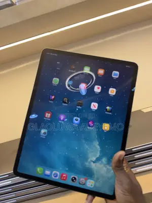 Apple iPad Pro 12.9 (2020) 512 GB Gray