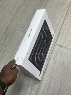 New Laptop Apple MacBook Pro 2026 M5 Pro 48GB Apple M5 Pro SSD 1T