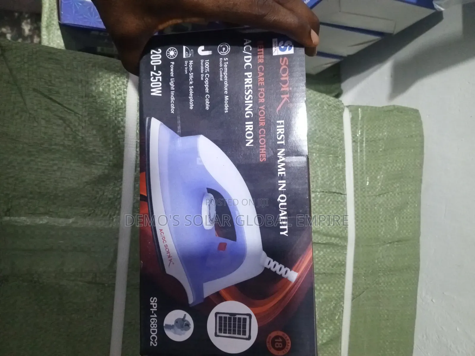 AC DC Pressing Iron Solar Pressing Iron