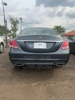 Mercedes-Benz C300 Sport 4Matic Sedan AWD (2.0L 4cyll 7A) 2016 Gray