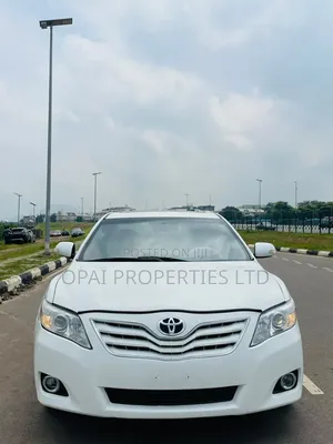 Toyota Camry 2009 White