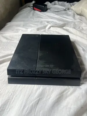PS4 Console