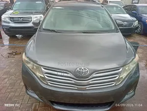 Toyota Venza 2010 Gray