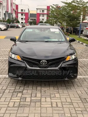 Toyota Camry SE FWD 2020 Black